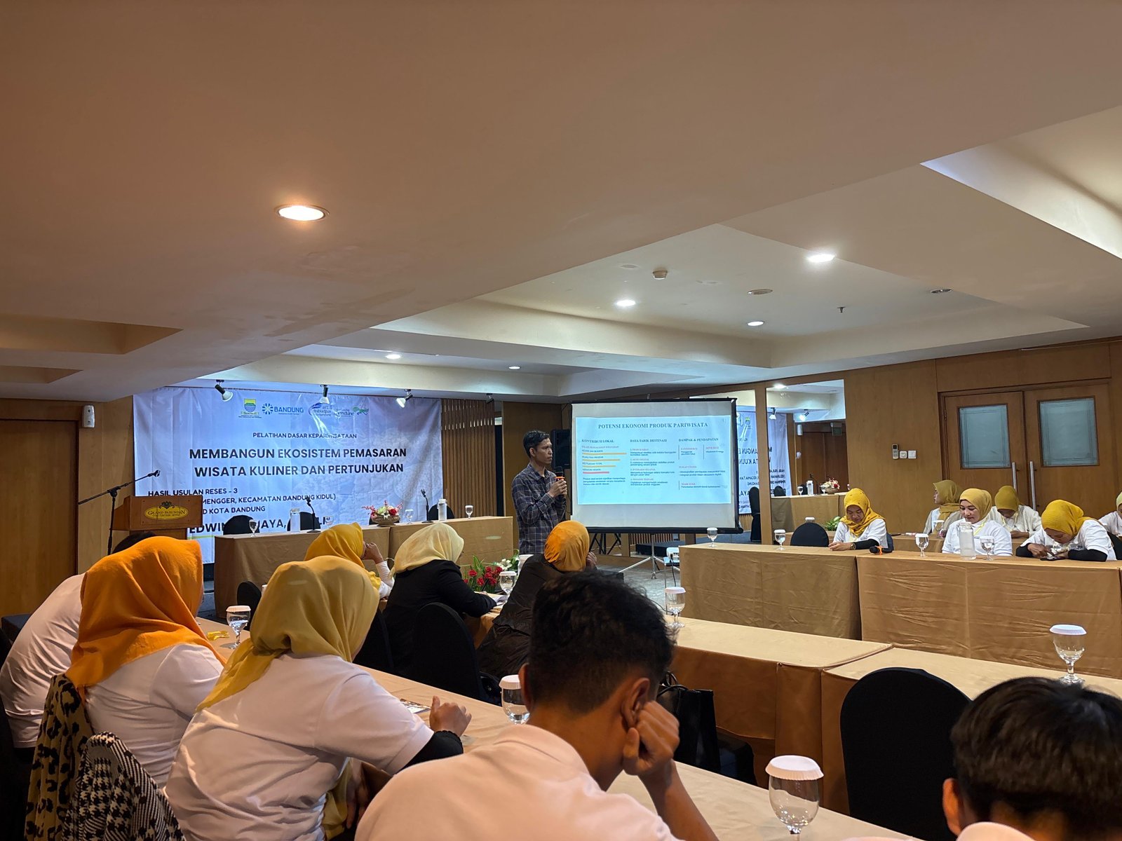 [KULIAH UMUM] Sinergi Kuliner dan Pertunjukan: Membangun Ekosistem Pemasaran Wisata Modern